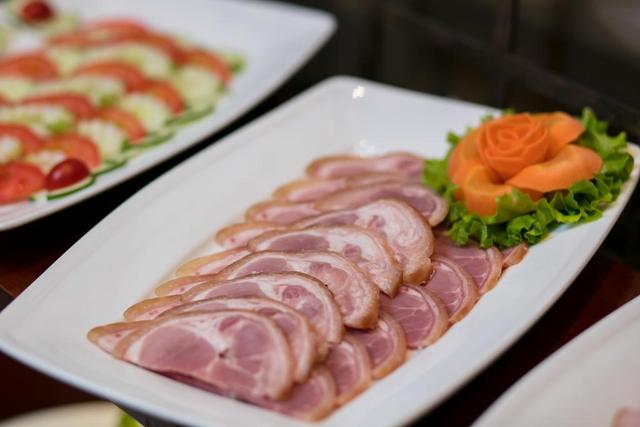 Khách sạn Hồng Ngọc Dynastie