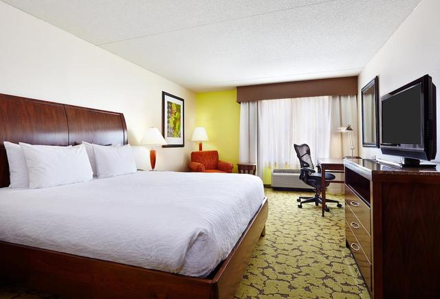 Hilton Garden Inn Omaha Downtown