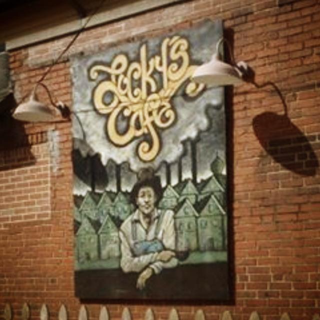 Lucky's Cafe