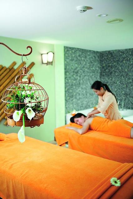 Khách Sạn Movenpick Hà Nội