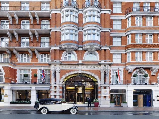 St. James' Court, A Taj Hotel