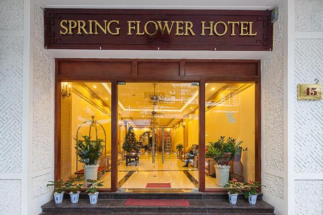 Khách sạn Hoa Mùa Xuân