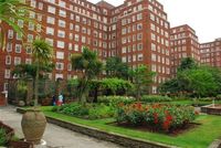 Dolphin House Apartments ...