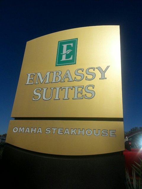 Embassy Suites Phoenix - Biltmore