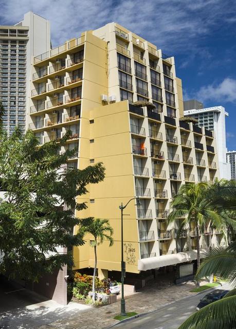 Aqua Bamboo Waikiki Hotel