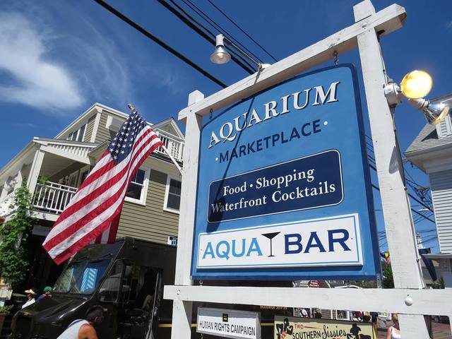 Aqua Bar