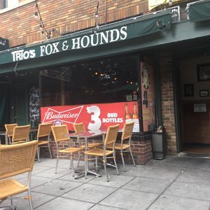 Fox & Hounds Lounge