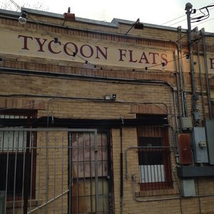 Tycoon Flats
