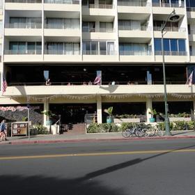 Hula's Bar & Lei Stand