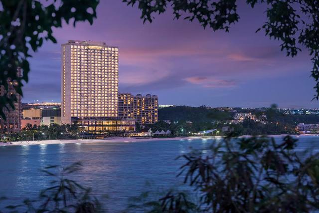 Dusit Thani Guam Resort