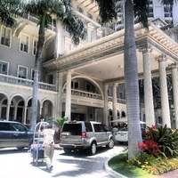 Moana Surfrider, a Westin...