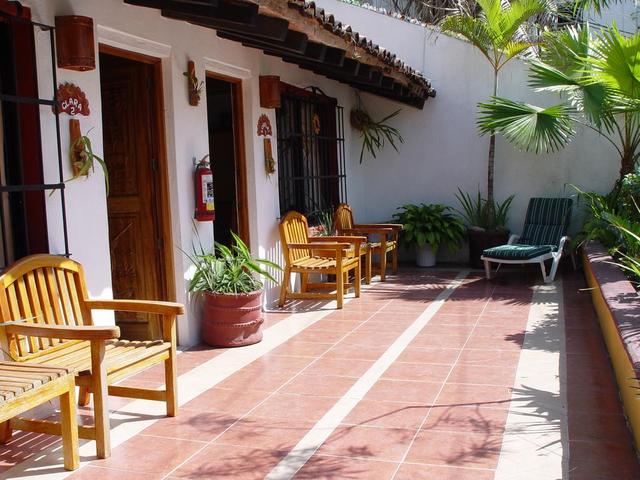 La Terraza Inn