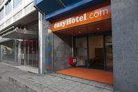 easyHotel Rotterdam City ...