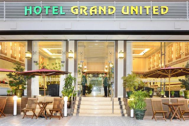 Hotel Grand United