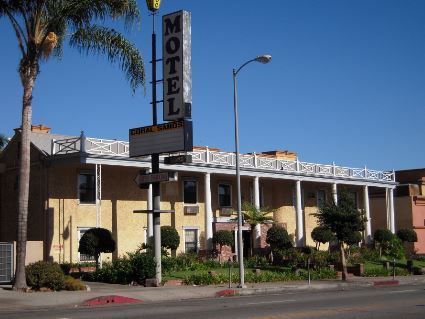 Coral Sands Motel