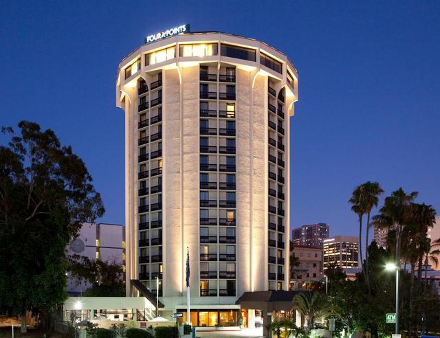 Four Points by Sheraton San Diego Downtown