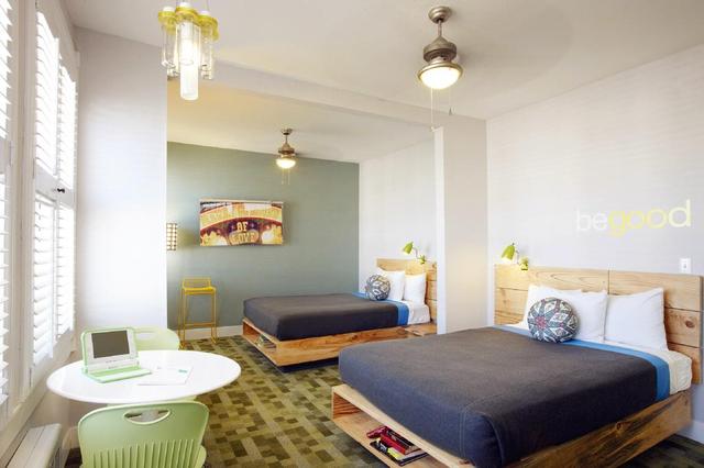 Good Hotel