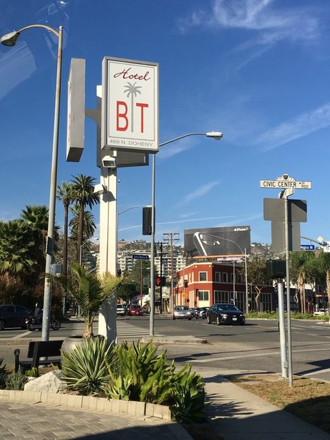 Hotel Beverly Terrace