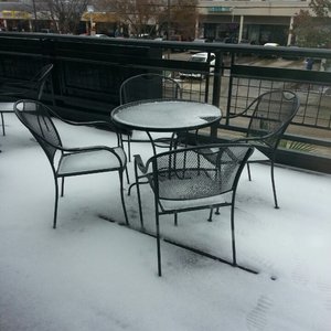 Woody's Sports and Video Bar