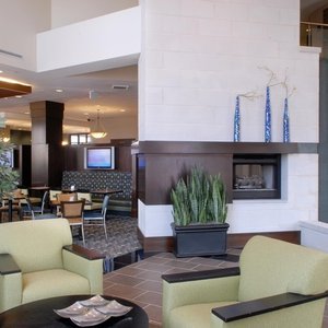 Hampton Inn & Suites - Downtown