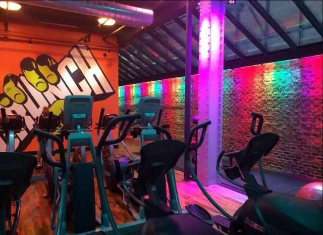 Crunch Fitness - 19th Street