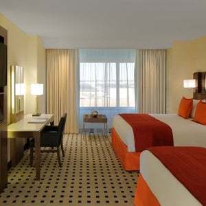 Warwick Hotel