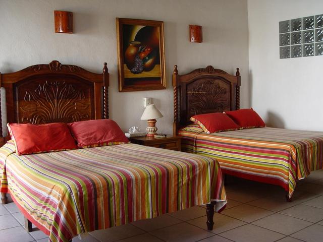 La Terraza Inn