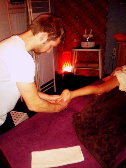 Under Pressure Massage