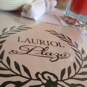 Lauriol Plaza