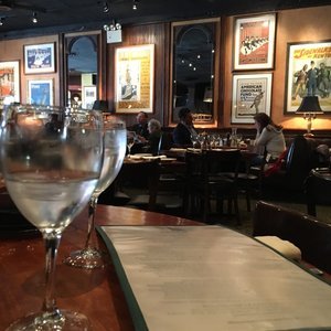 Knickerbocker Bar & Grill