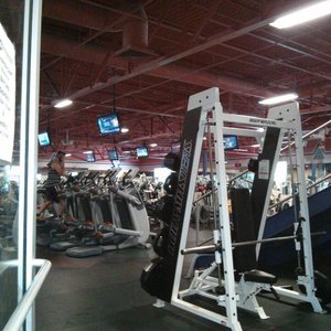 24 Hour Fitness