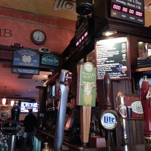 B. D. Riley's Irish Pub