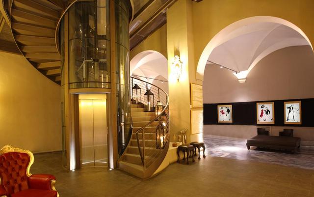 Borghese Palace Art Hotel