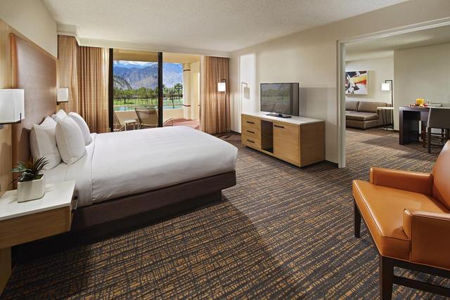 DoubleTree by Hilton Golf Resort Palm Springs