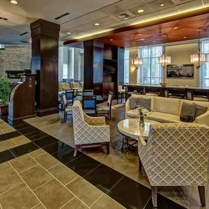 Hampton Inn & Suites - Downtown