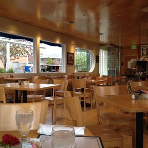Finn's Cafe