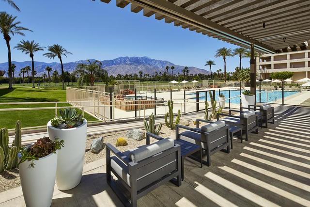 DoubleTree by Hilton Golf Resort Palm Springs