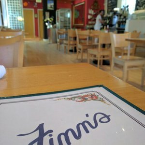 Finn's Cafe