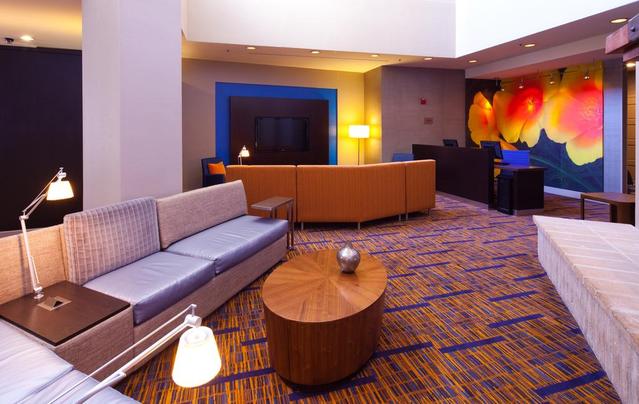 Courtyard by Marriott San Diego Old Town