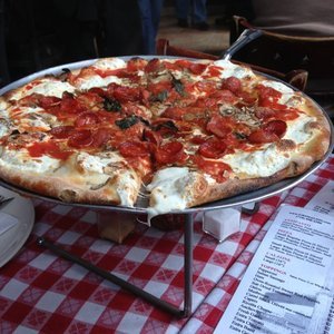 Grimaldi's Pizzeria