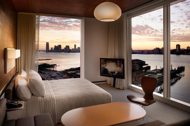 The Standard High Line