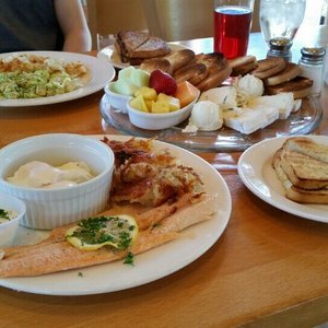 Finn's Cafe