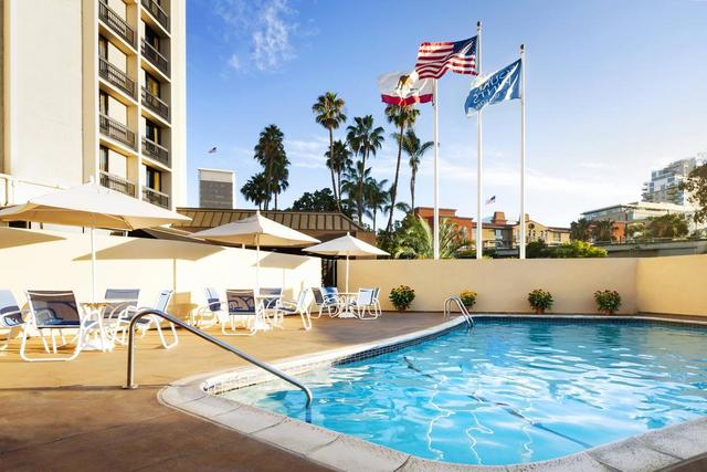 Four Points by Sheraton San Diego Downtown