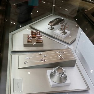 Tiffany & Co.