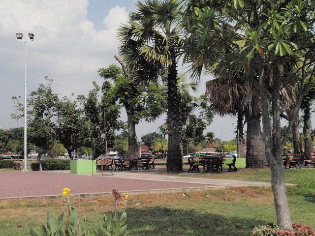 Nong Phra Jak Park